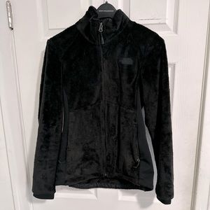 Women’s zip up North Face fleece
